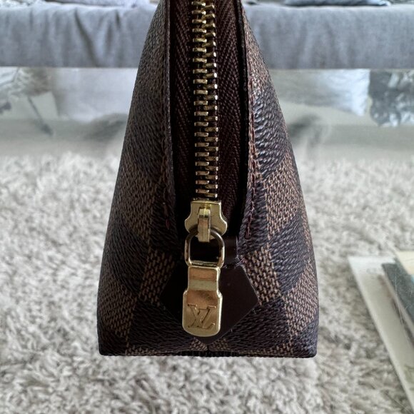 Authentic Louis Vuitton Damier Ebene Cosmetic Pouch - Picture 5 of 9